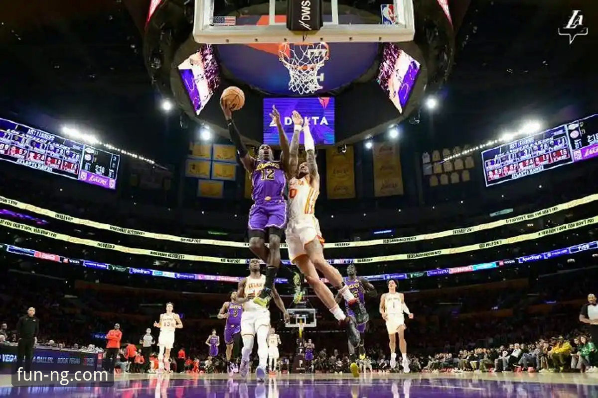 NBA赛场复盘实用技巧：从骑士惨败湖人看顶级防守与进攻的博弈